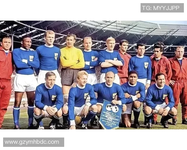 全球足球明星组合全解析与历史传奇对决盘点