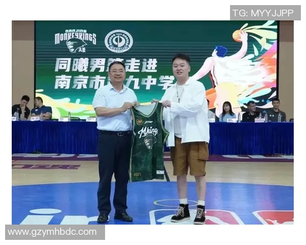 南京篮球队在最新状态排行榜中荣登第九名展现出强劲实力与潜力